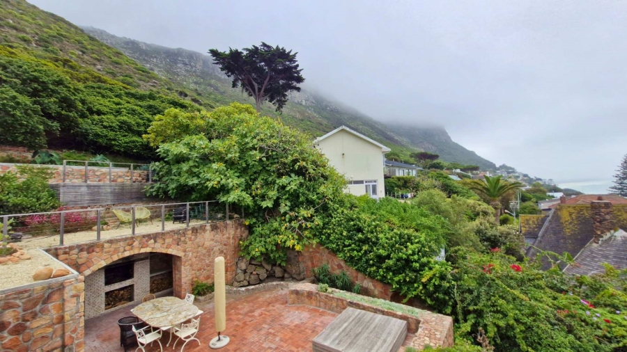4 Bedroom Property for Sale in St James Western Cape